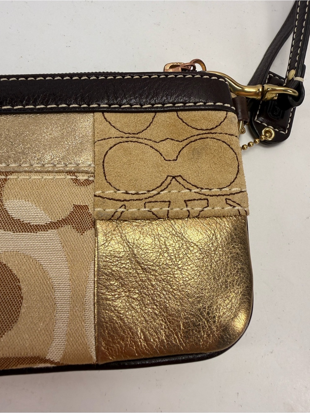 Vintage Y2K Coach Metallic Patchwork Wristlet - Gold and Tan - Picture 14 of 15